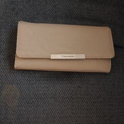 Brand New Never Used Tahari Wallet Pink