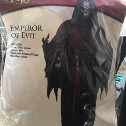 XL Halloween Costumes 