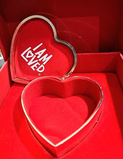 Silver Plated Heart Trinket Box Thumbnail