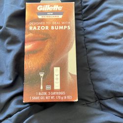 Gillette Skinguard Razor Cartridges And Shave Gel Set