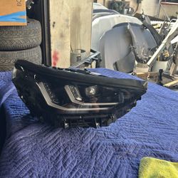2025 2026 BMW X3 Right Headlight,