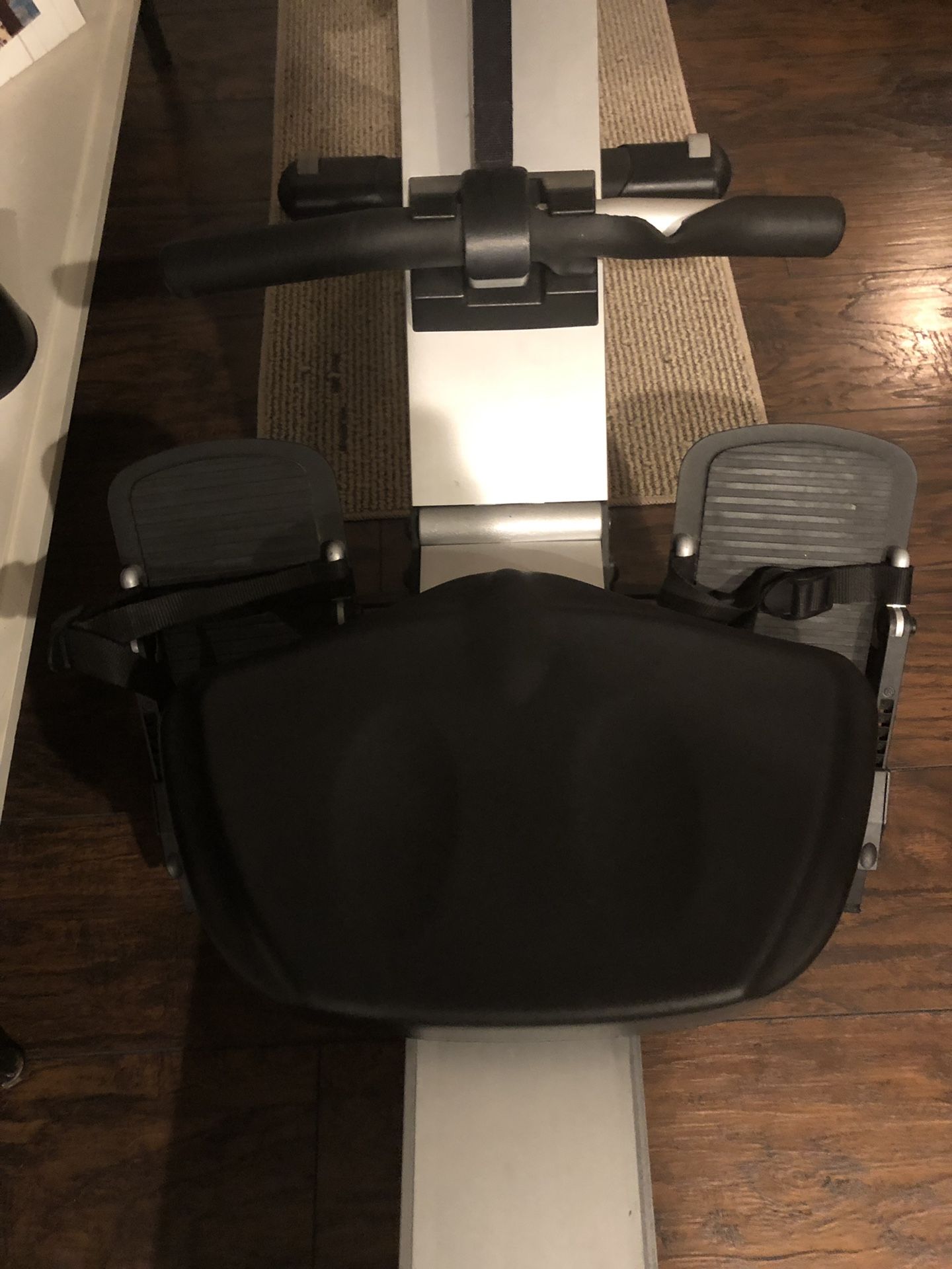 Large LifeCore R100 commercial gym air rowing machine Rower works