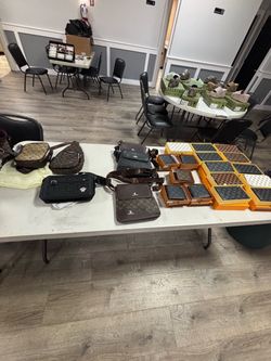 Wallets/ crossbody