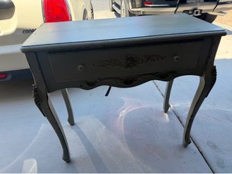 Green Entry way table