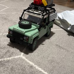 Lego Land Rover Defender 90 