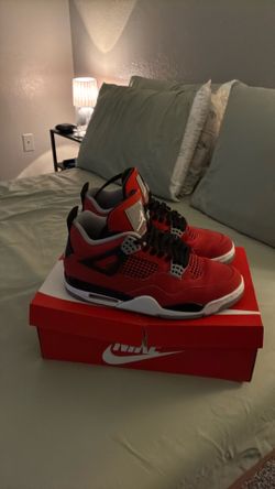 Jordan Retro 4s (size 10)