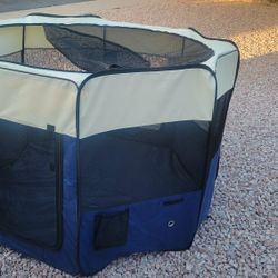 LIKE NEW PET PLAYPEN