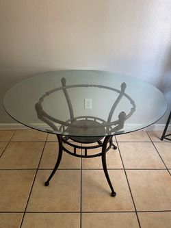 Beautiful Glass Top Metal Patio/Dining Table