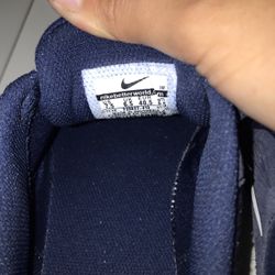 Navy Nike Sbs