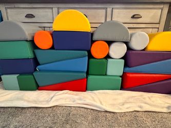 Climbing Building Foam Blocks (24 pieces)