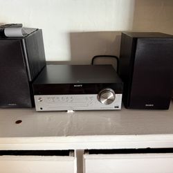 Sony Bluetooth Stereo With 2 Speakers 
