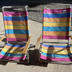 Beach lounge chairs 