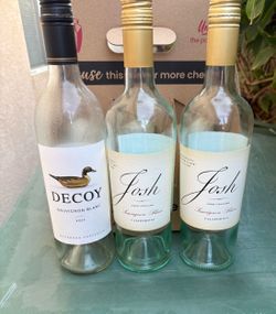 10 Empty wine Bottles For Decor