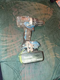 Makita 18V Cordless Drill with 5.0Ah Battery