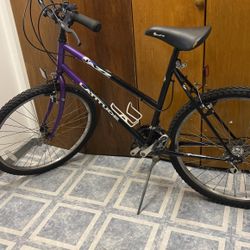 Trek Jazz Latitude Mountain Bike 21 for Sale in Chicago IL OfferUp