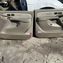 01 GMC DENALI DOOR PANELS PART
