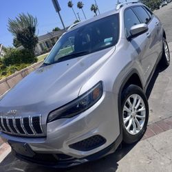 2020 Jeep Cherokee 