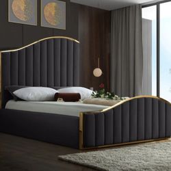 Jolie Velvet Grey Queen Bed (3 Boxes)

