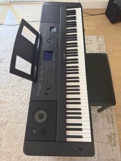 Yamaha keyboard piano