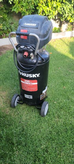 Husky 27 Gal air compressor
