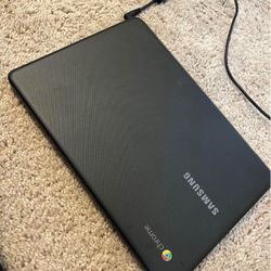 Samsung Black Laptop