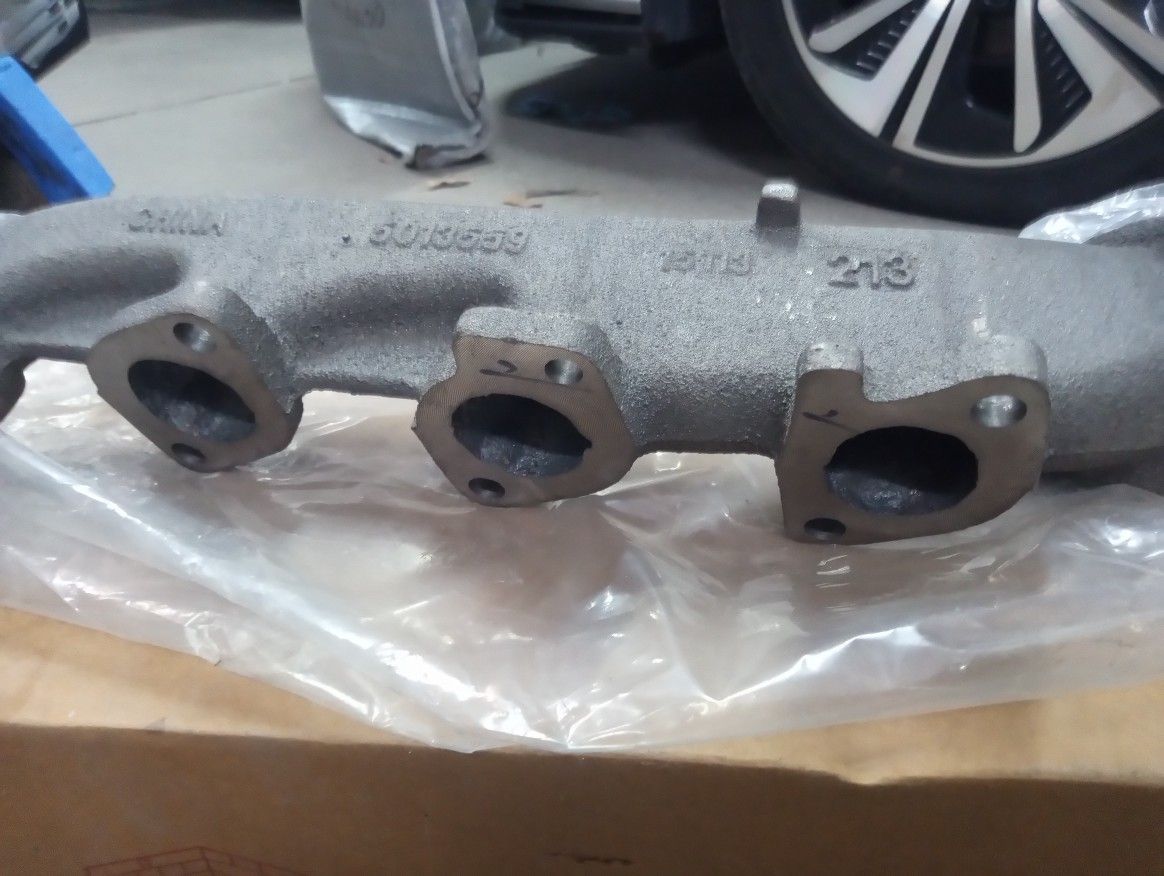 New Dorman Exhaust Manifold Part# 674599