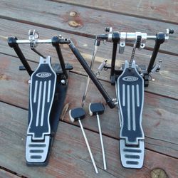 PDP Double Kick Bass Drum Pedal Tight Springs Felt Beaters Good Condition 