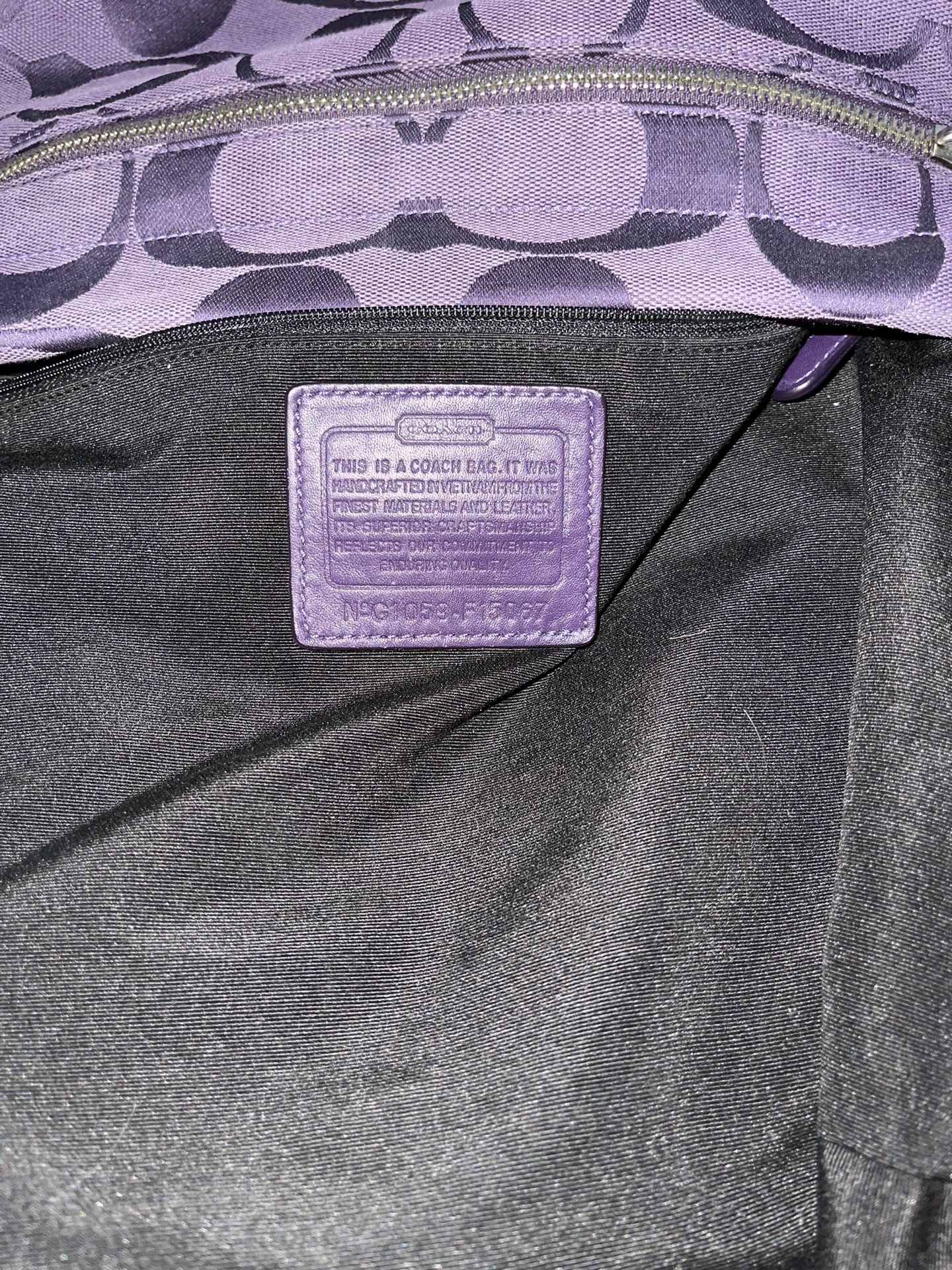 Coach Magenta Patent Leather Coach Signature Tote Bag Small EUC for Sale in  Burbank, CA - OfferUp