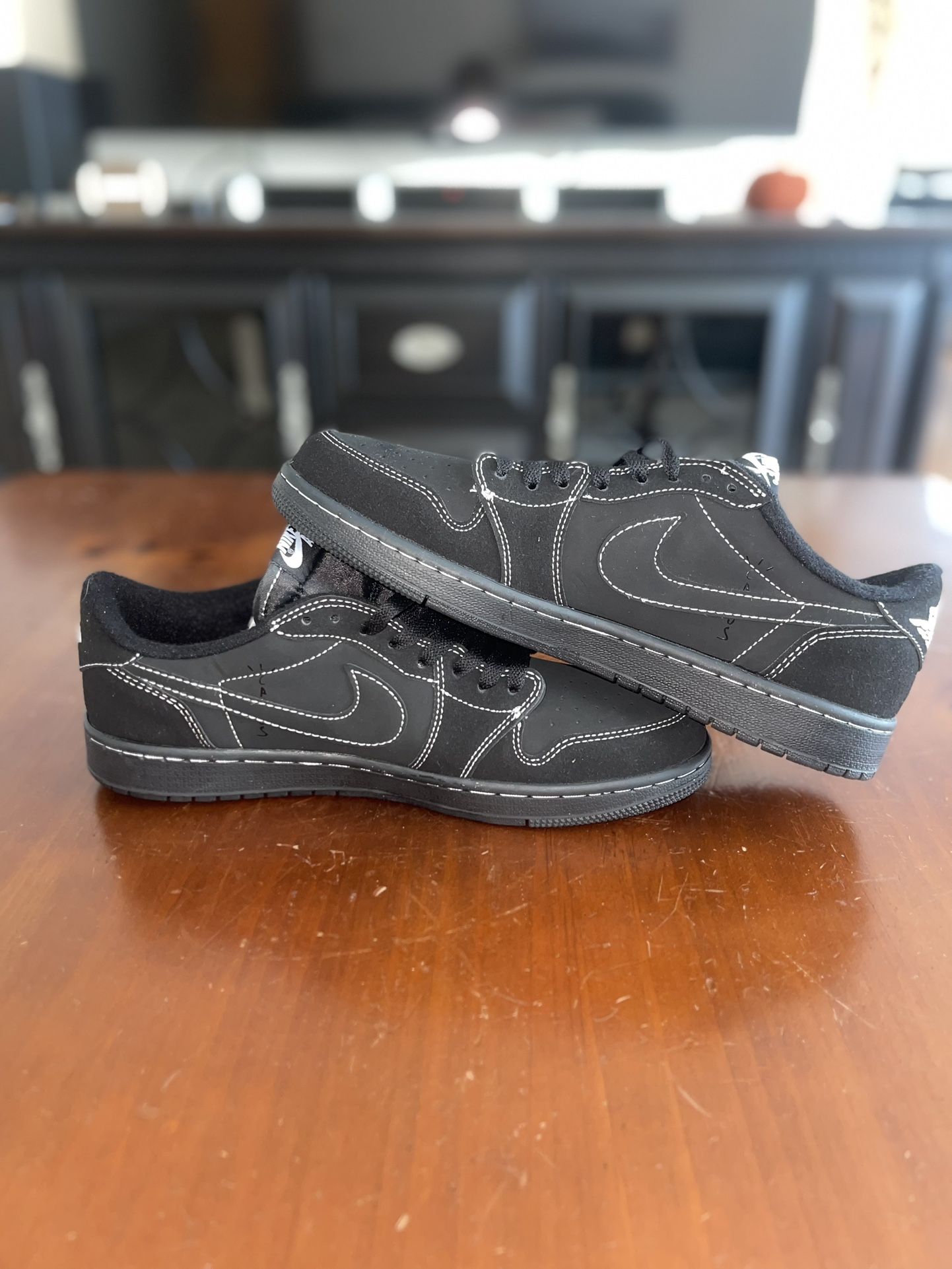 🚨 Travis Scott x Air Jordan 1 Low OG “Black Phantom” – Size 11