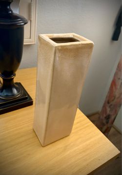 Ceramic vase