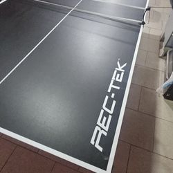 Rek-Tek Pingpong Table