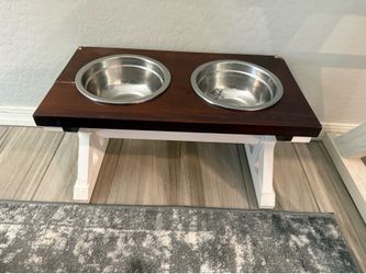 Dog food stand & bowls