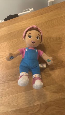 Ms Rachel Doll