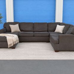Black U Shape Sectional Sofa