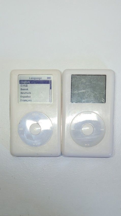 Ipod Classic 4th Gen (A1059) 40GB + HP Invent iPod Classic 4th Gen 60GB (MP7002)