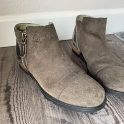 Sorel Boots - Size 8.5