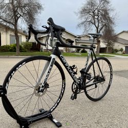 Cannondale CAAD12 Disc Road Bike - Ultegra - Size 56
