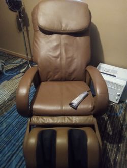 Leather massage chair  blue tooth and remote control
