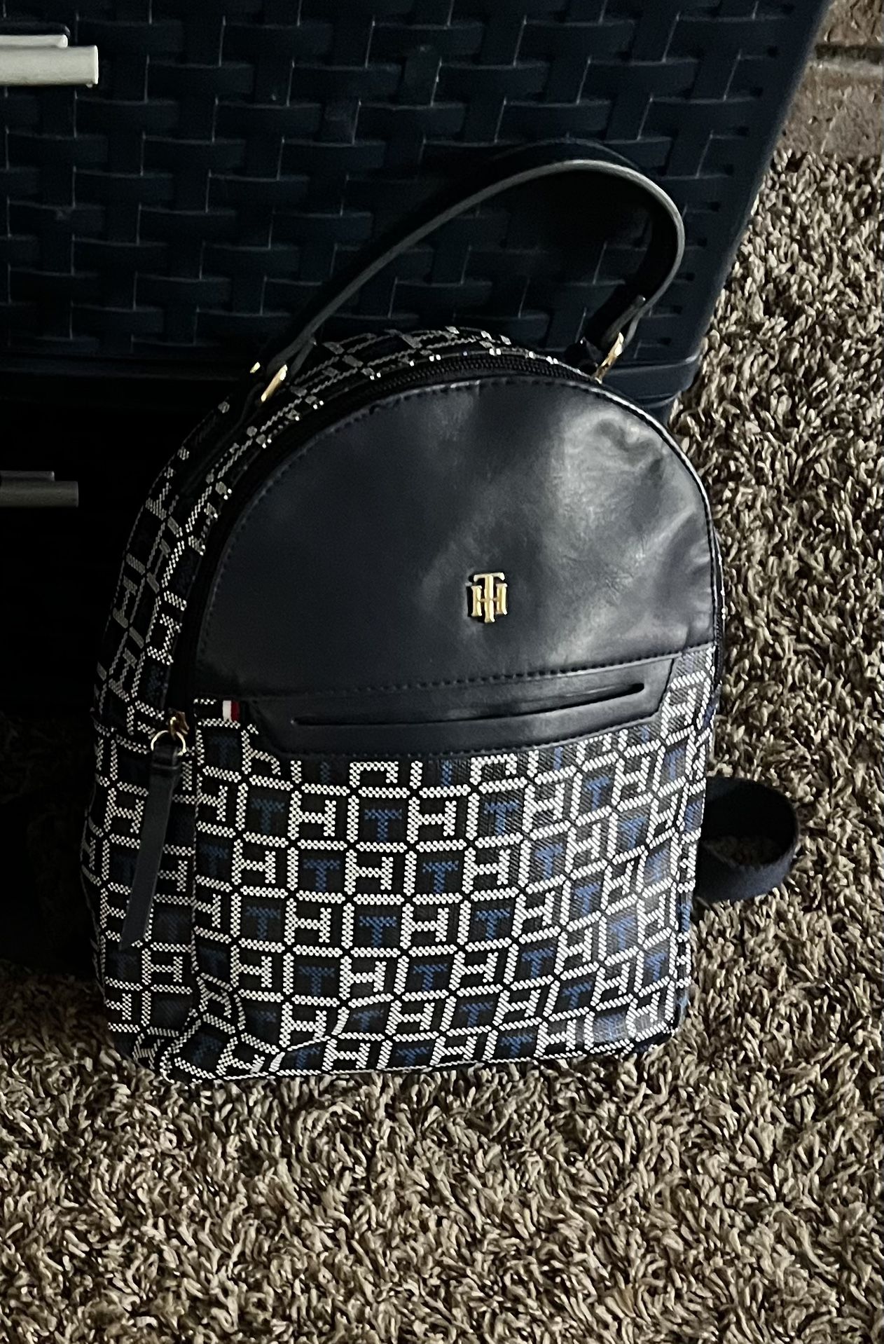 Mochila Pequeña Tommy 🎒
