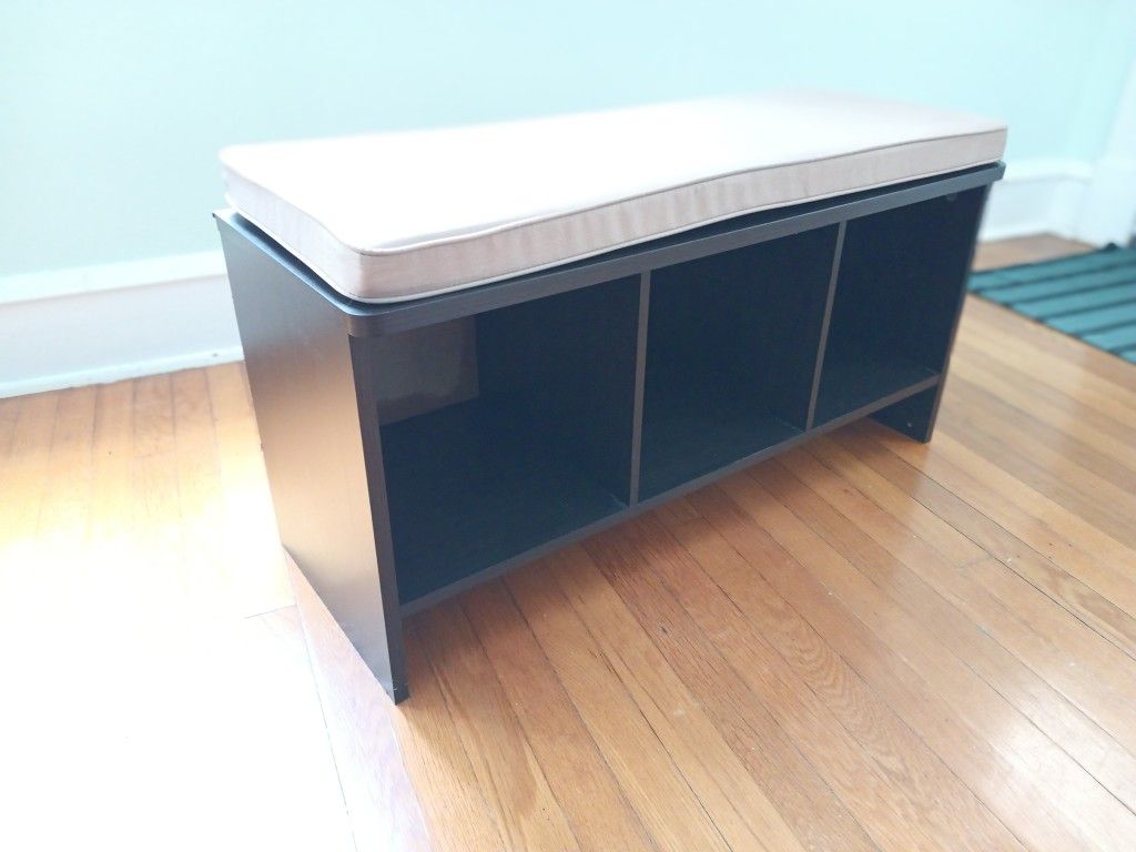 Entrance Shoe Bench | Dark + Beige Cushion