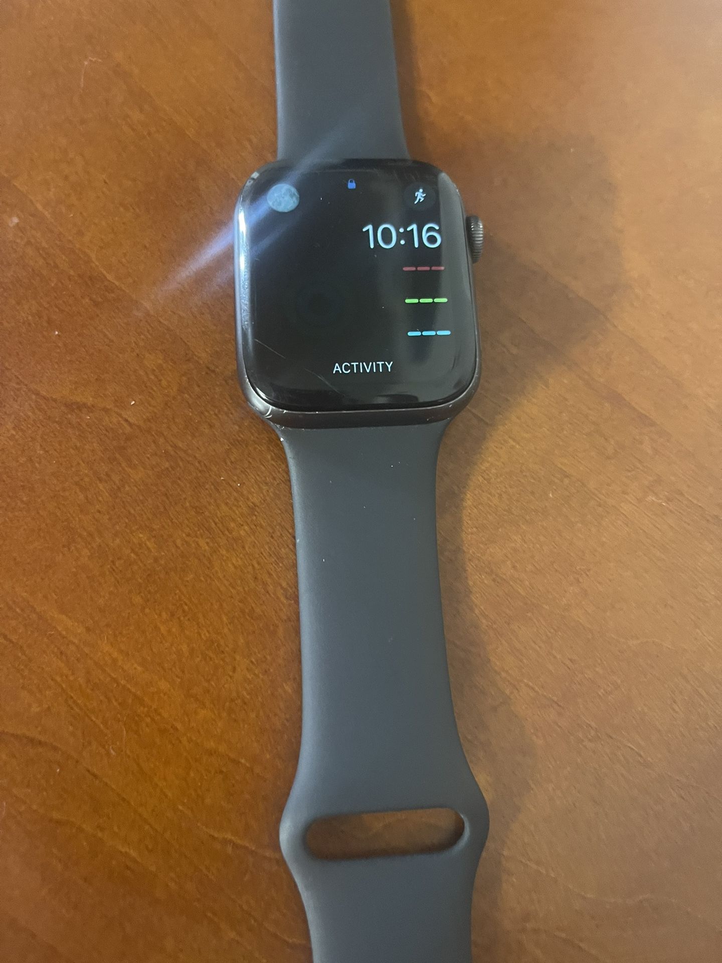 Apple Watch Series 5 Cellular