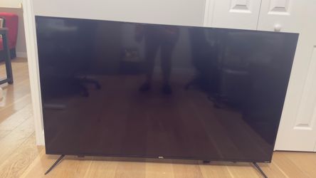 ONN Roku TV Flat Screen Television 65’