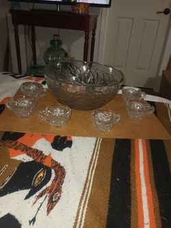 Heavy Duty Punch Bowl , Cups
