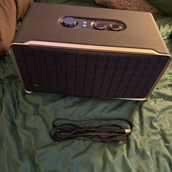 JBL authentics 500 speaker