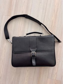 Kenneth Cole Reaction “Till Death Do Us Port” leather briefcase / laptop bag. Approx. 16” W x 11” H x 5” D