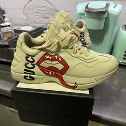 Guccis Size 10 Clean 
