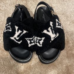 Louis Vuitton Sandles