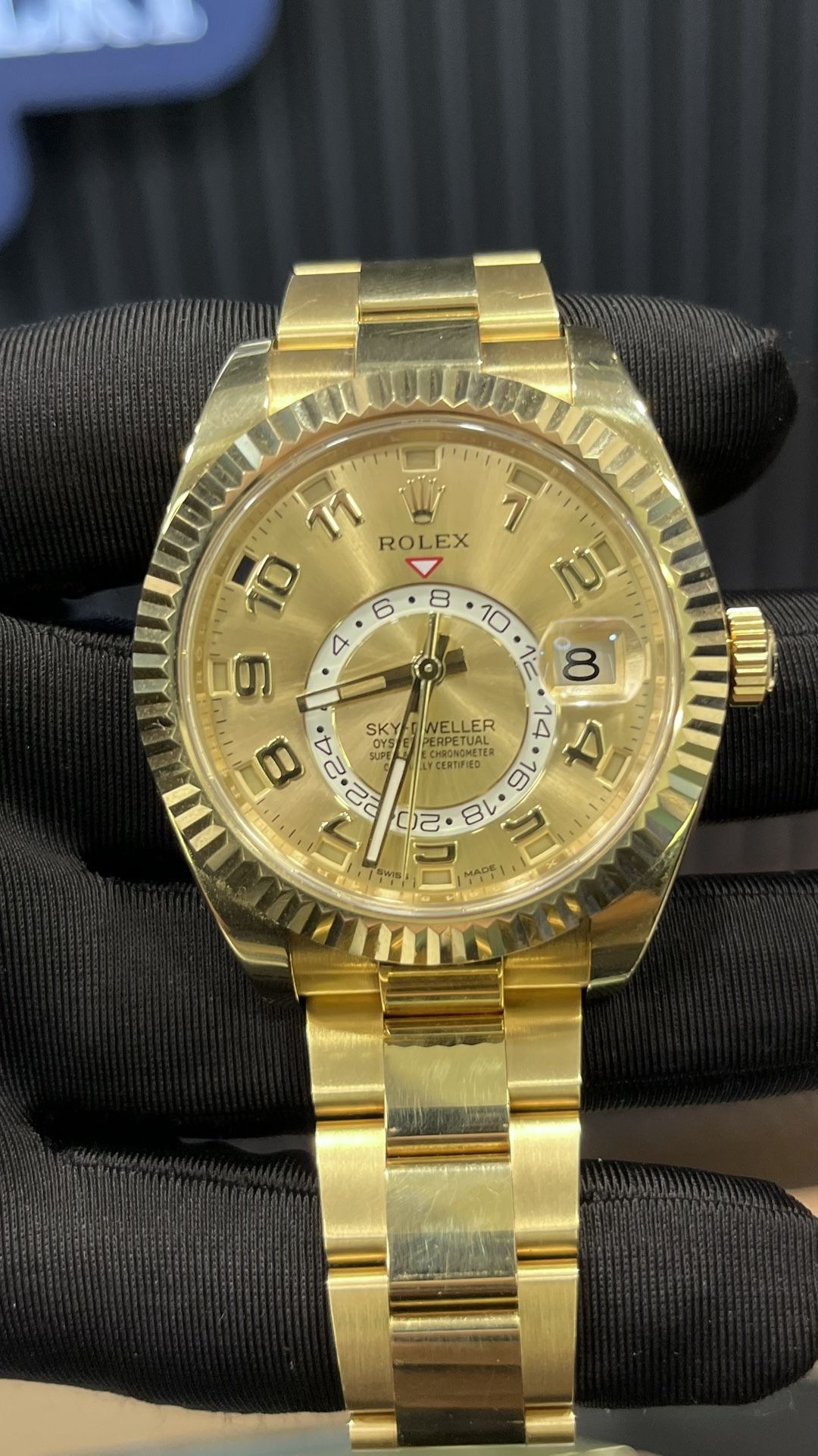 Rolex Sky Dweller ✈️  in All 18k Gold 🏆 FULL LINKS!
