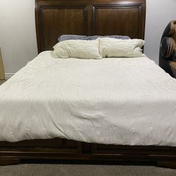 Cal King Bed 