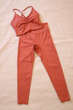 Gymshark Women's Medium Tomato Red 2-Piece Set High Waisted Leggings Ruched Bra